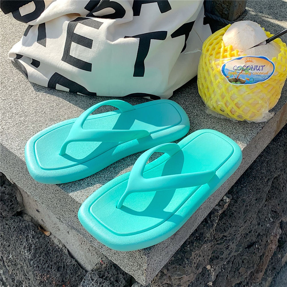 Fashion Solid Color Flip-Flops – Women’s Soft Bottom PVC Slippers for Everyday Comfort