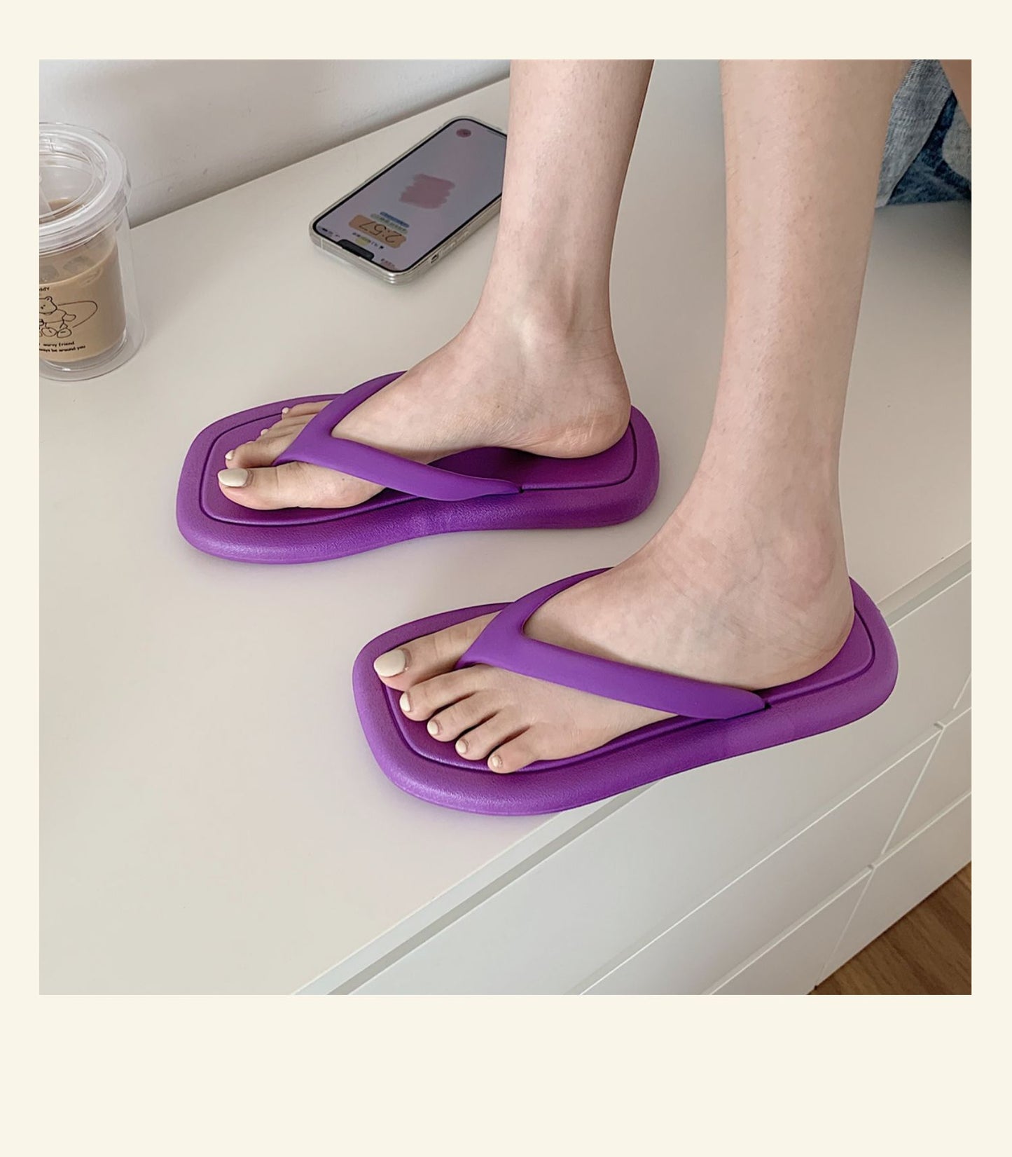 Fashion Solid Color Flip-Flops – Women’s Soft Bottom PVC Slippers for Everyday Comfort