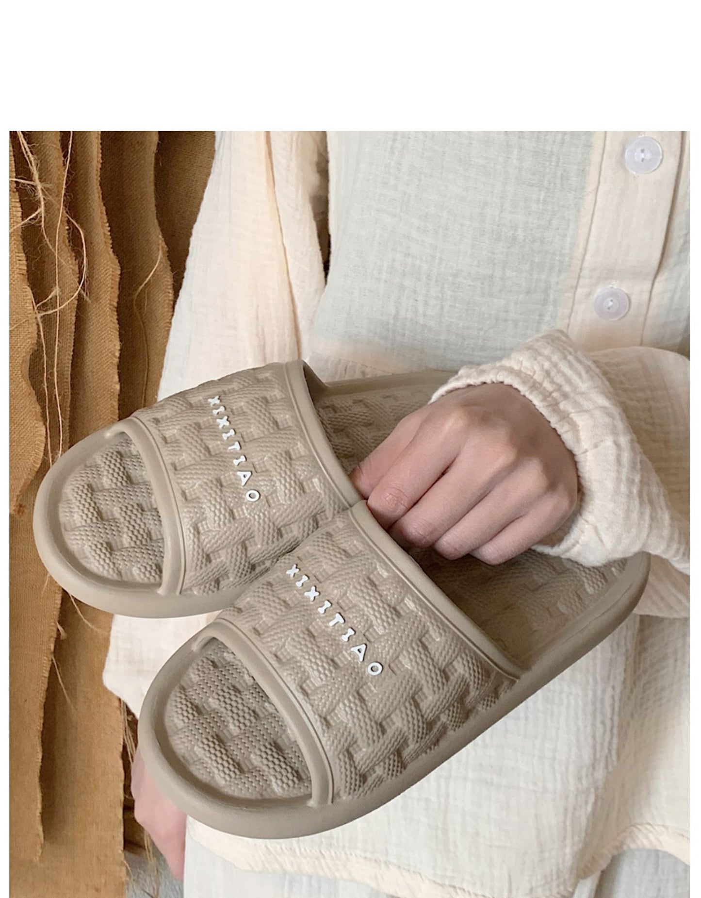 Women's Woven Plaid Soft Bottom Slippers – Cozy EVA Indoor Flip Flops
