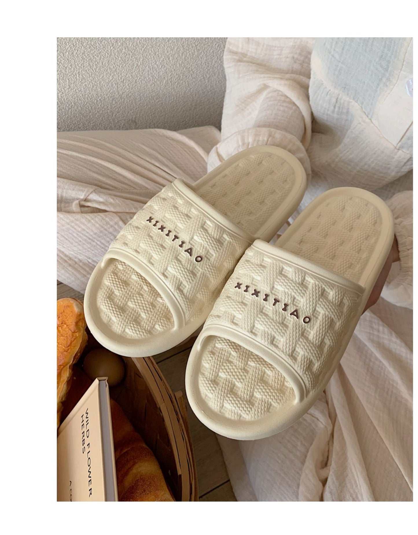 Women's Woven Plaid Soft Bottom Slippers – Cozy EVA Indoor Flip Flops
