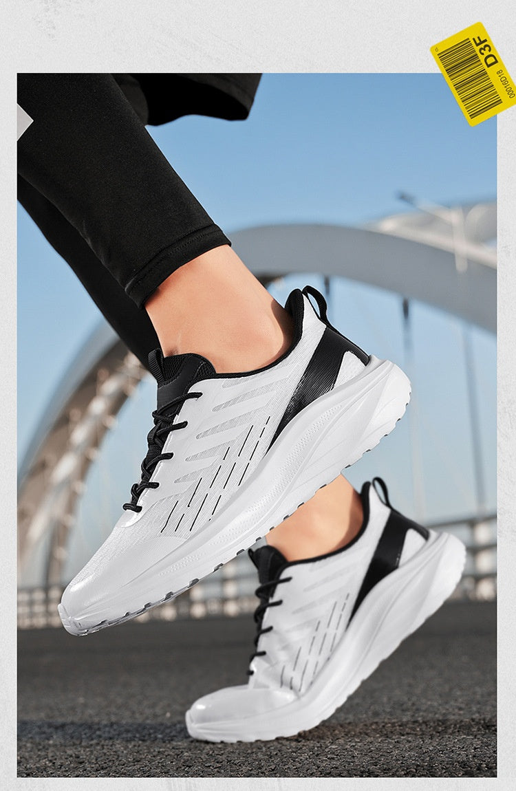 Lightweight Soft Sole Sneakers for Men – Breathable Mesh Tennis Shoes with Non-Slip Sole & Stylish Color Matching