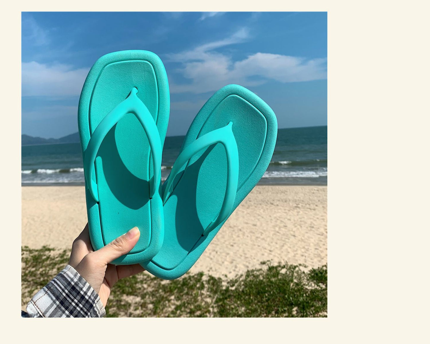 Fashion Solid Color Flip-Flops – Women’s Soft Bottom PVC Slippers for Everyday Comfort