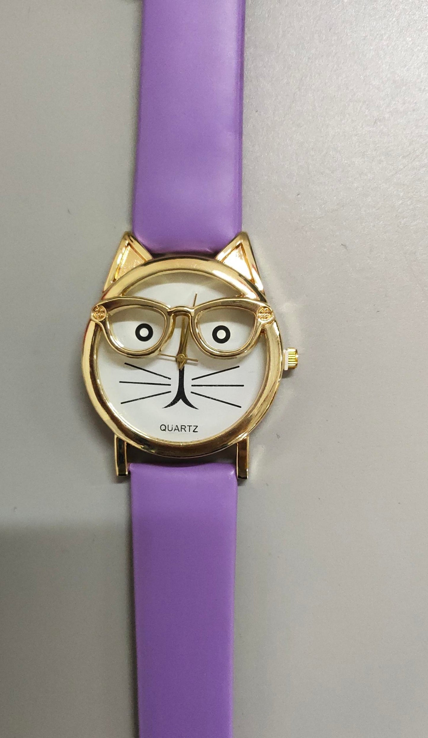 Lovely Cartoon Children’s Watch – Cute Cat Face Design with PU Strap & Quartz Movement