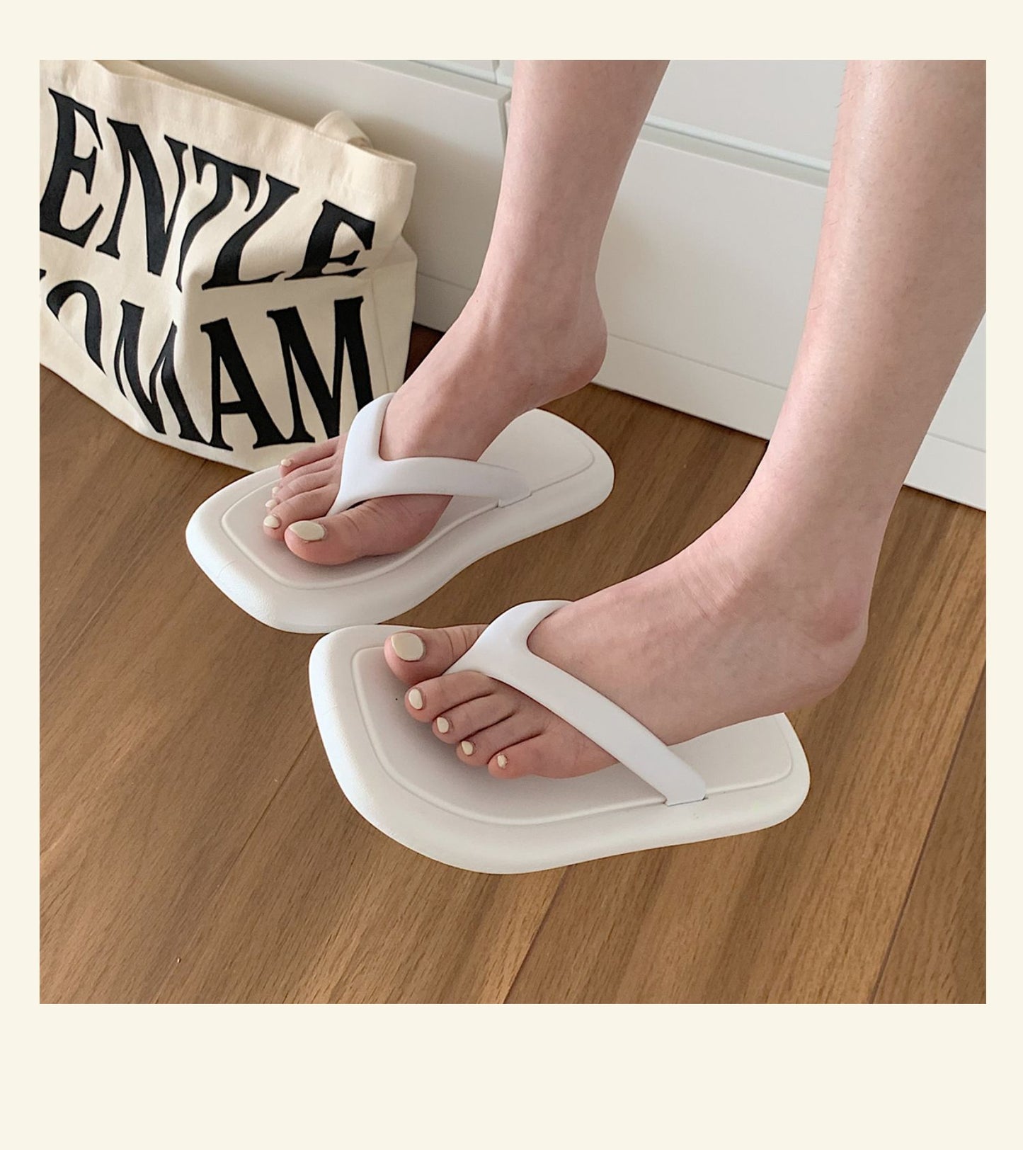 Fashion Solid Color Flip-Flops – Women’s Soft Bottom PVC Slippers for Everyday Comfort