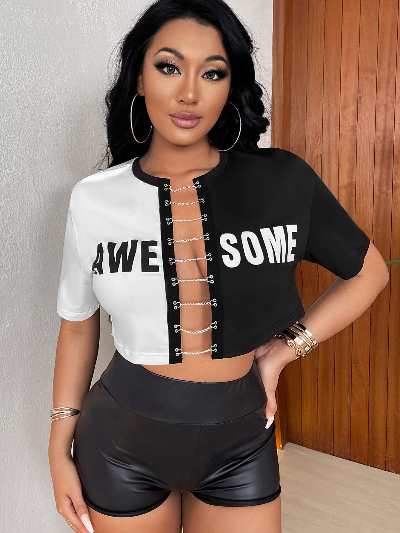 European And American New Women&#039;s Cross-border Fashion Alphabet Cardigan T-shirt Amazon Hot Round Neck Contrast Color Chain Top