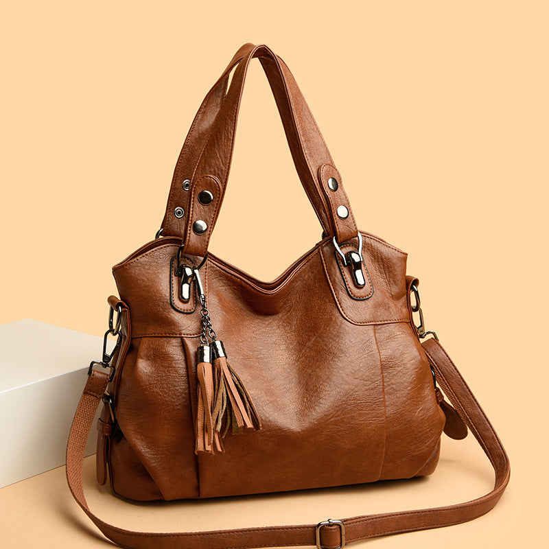 Classic Washed Sheepskin Tassel Shoulder Bag – Genuine Leather Urban Style with Contrast Stitching