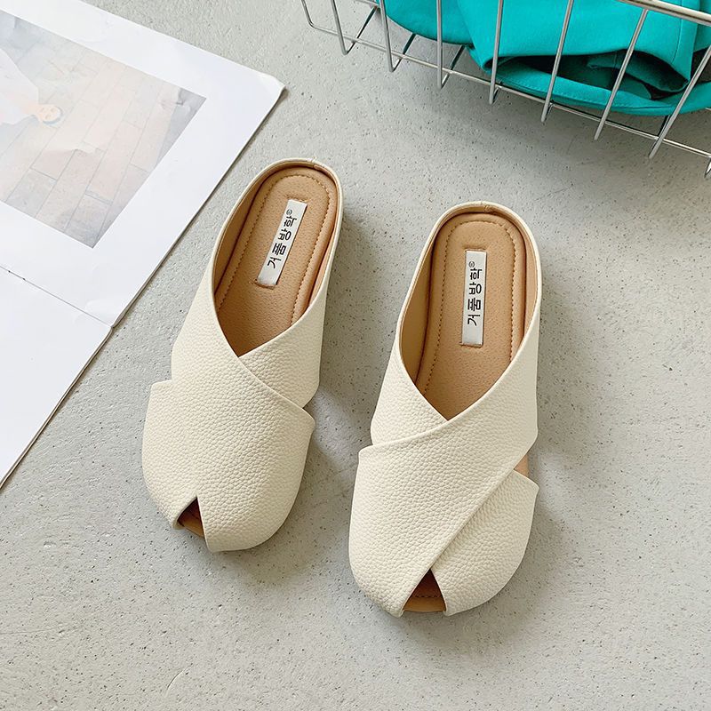 Chic Korean Style Toe-Covered Women's Slippers – Lightweight, Non-Slip & Wear-Resistant