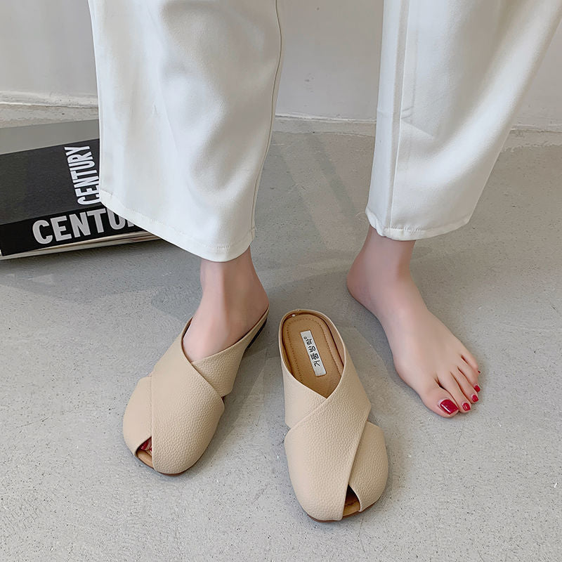 Chic Korean Style Toe-Covered Women's Slippers – Lightweight, Non-Slip & Wear-Resistant