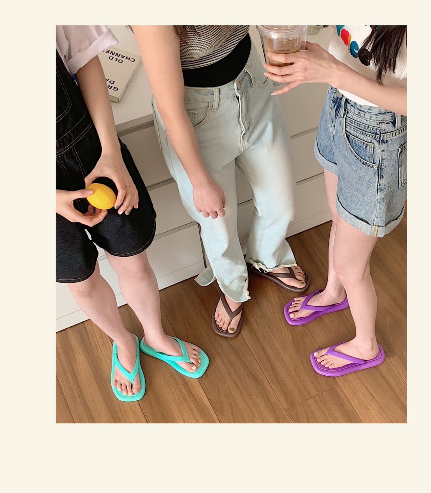 Fashion Solid Color Flip-Flops – Women’s Soft Bottom PVC Slippers for Everyday Comfort
