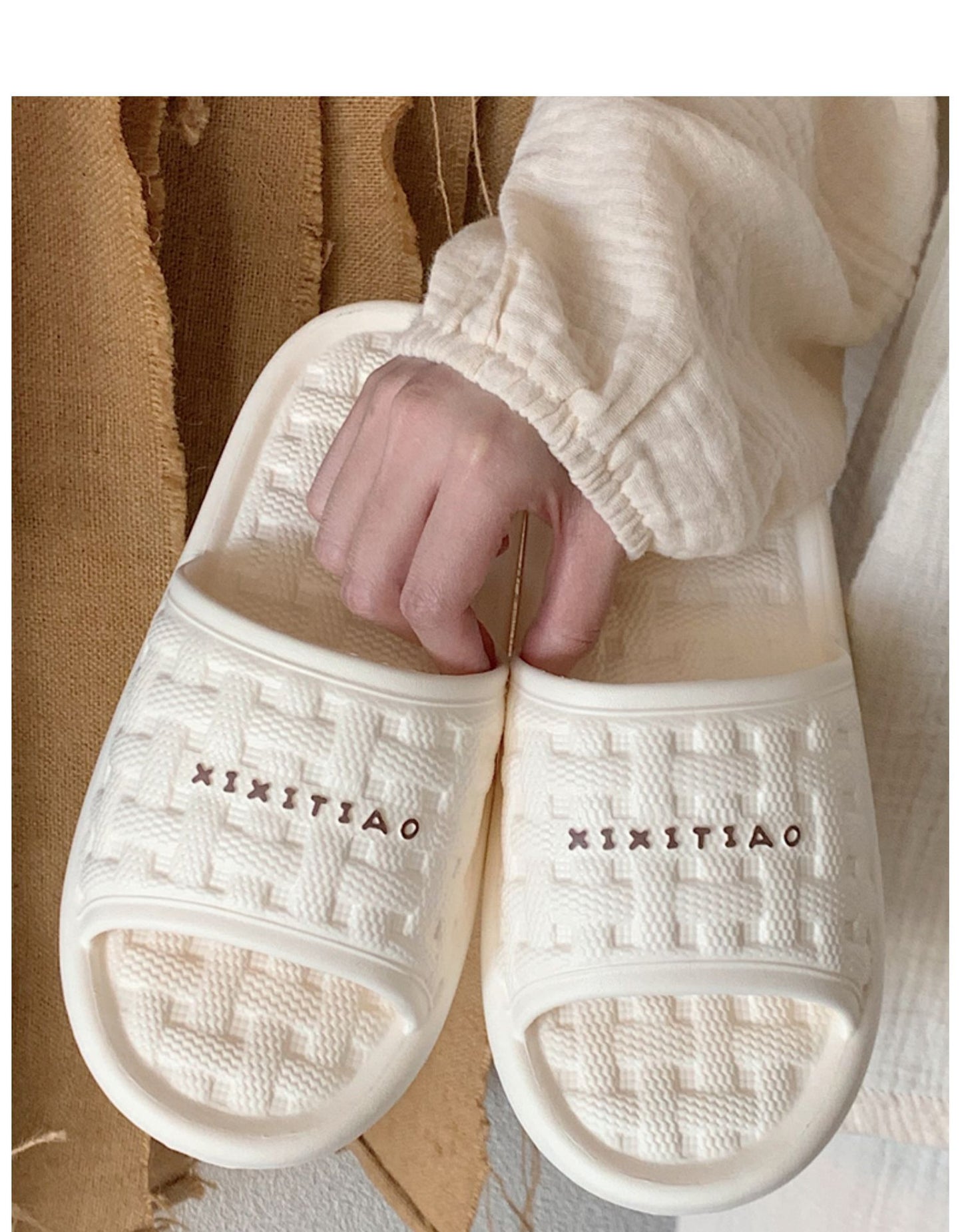 Women's Woven Plaid Soft Bottom Slippers – Cozy EVA Indoor Flip Flops
